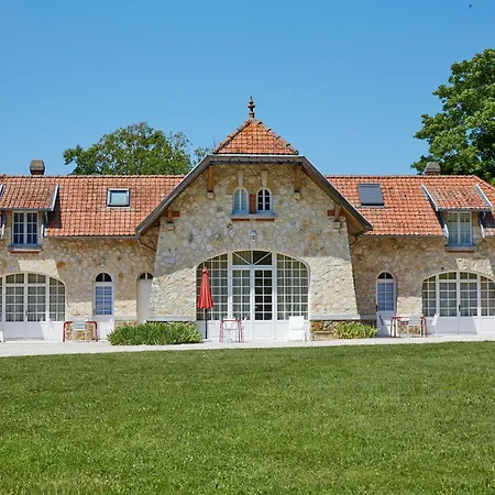 Bed & Breakfast La Bertonnerie En Champagne 3*
