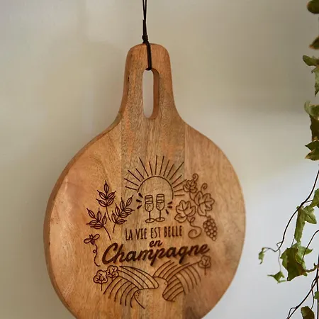 杯托内里香槟住宿加早餐旅馆 住宿加早餐酒店 3*