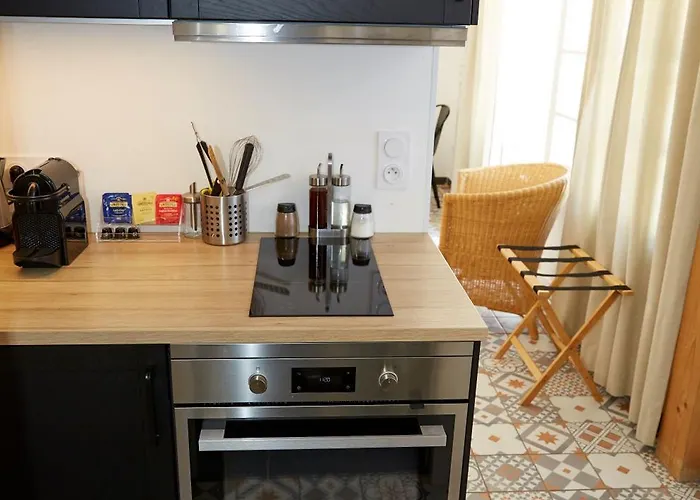 Bed & Breakfast La Bertonnerie En Champagne 3*